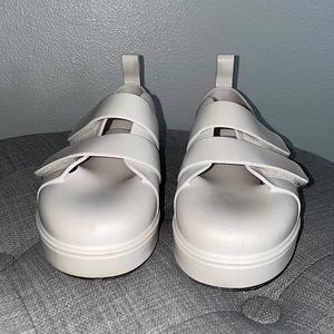 Mini Melissa Go Sneaker Size 1